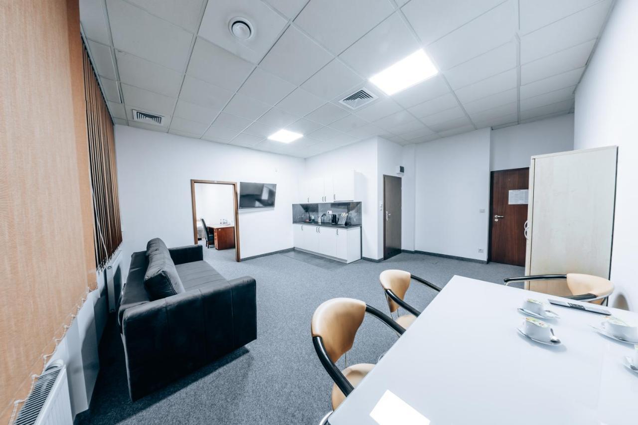 Apartamenty Expo Nadarzyn 3Rooms Kajetany Exteriör bild