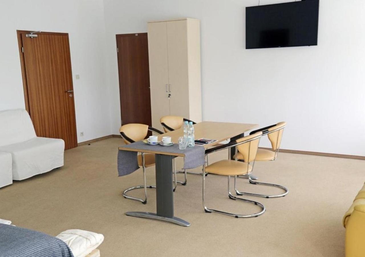Apartamenty Expo Nadarzyn 3Rooms Kajetany Exteriör bild